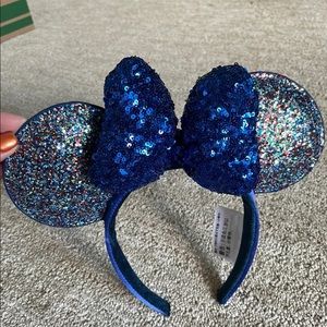 Disney 2020 Blue sequin and glitter Minnie ears